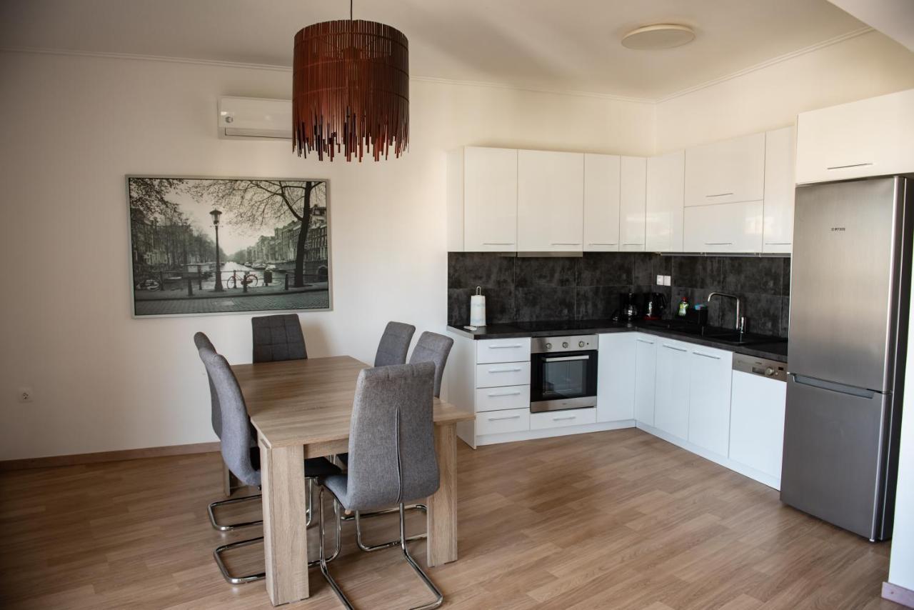 Renovated Apartment 5Min From Subway Station 'Attiki' Athènes Extérieur photo