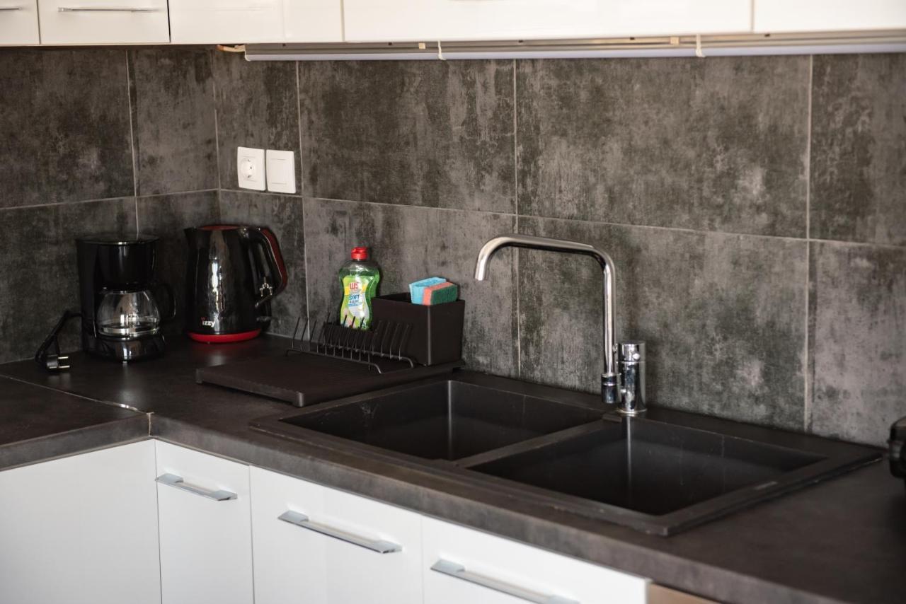 Renovated Apartment 5Min From Subway Station 'Attiki' Athènes Extérieur photo